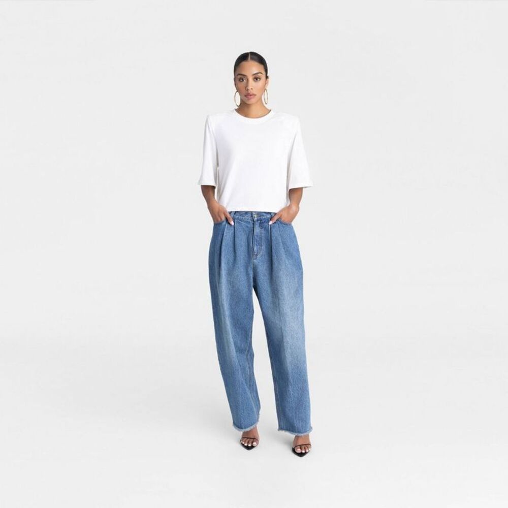 KBB by Kahlana -  Women's High-Rise Barrel Leg 'The D Medium Wash - Picture 3 of 3